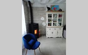 petite maison de ville toute équipée